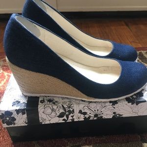 Chinese Laundry by Laundry “Nature”